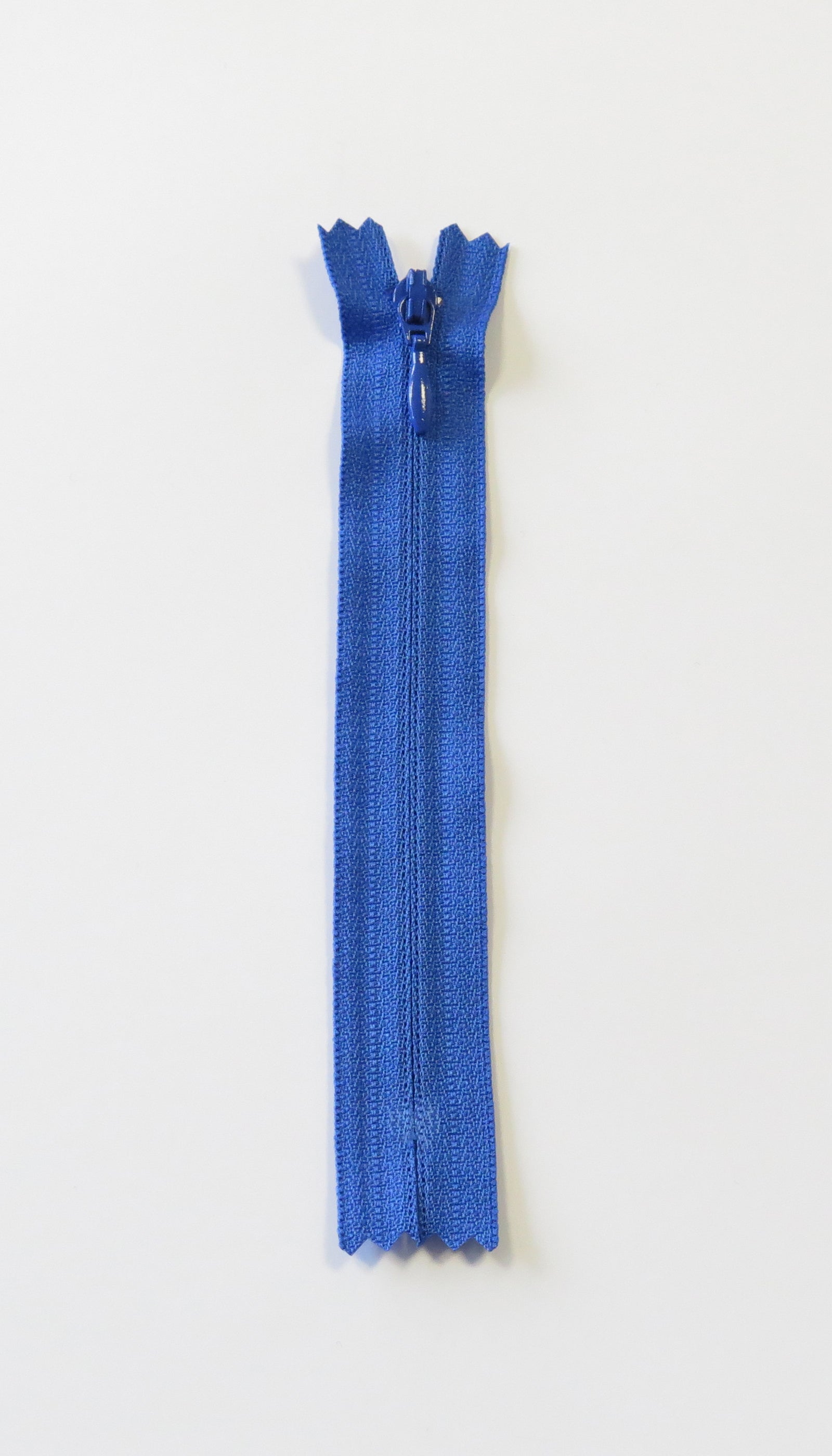 YKK Dolt blixtlås 4mm Ej delbart - 60cm