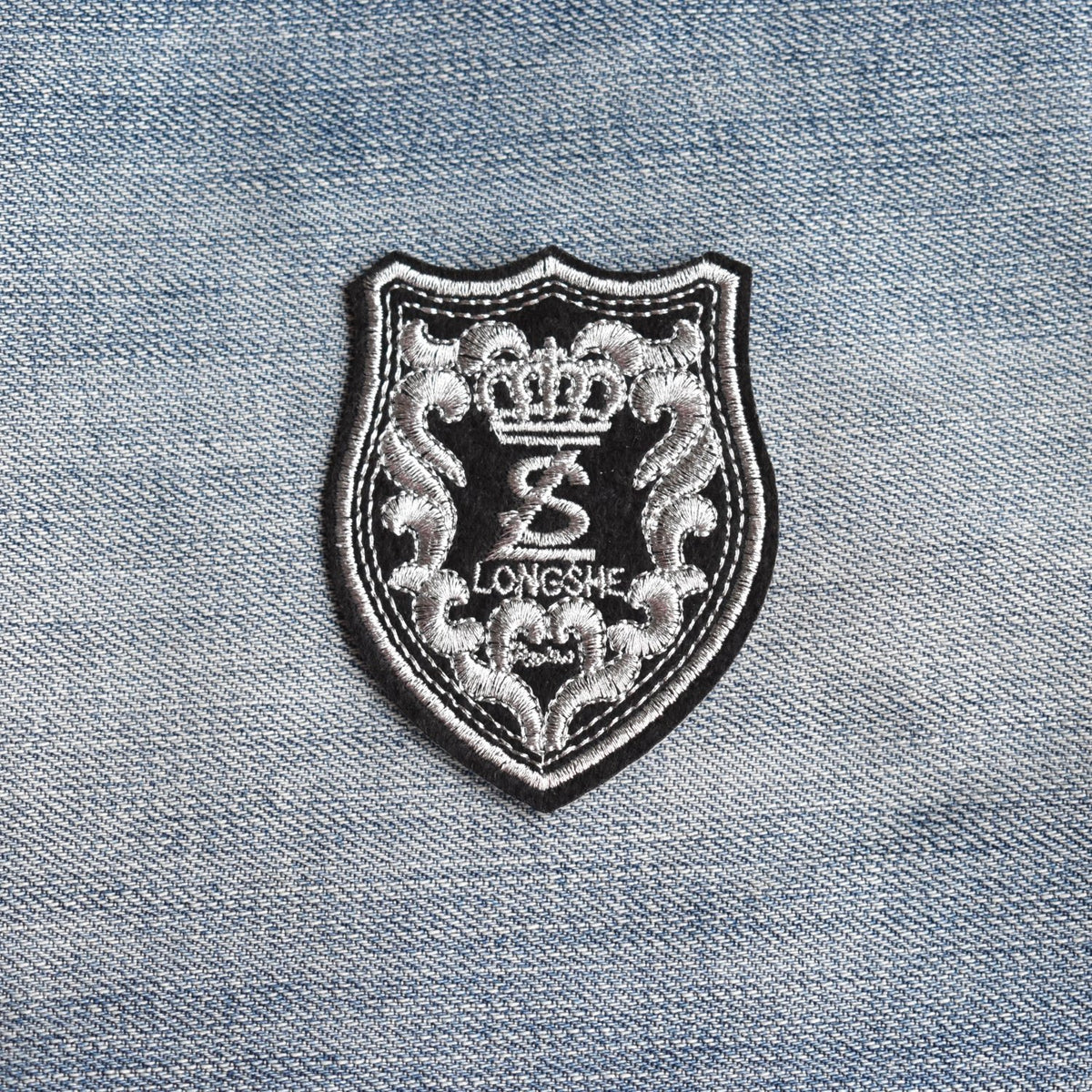 Patch Klubbmärke silver - Knappnålen